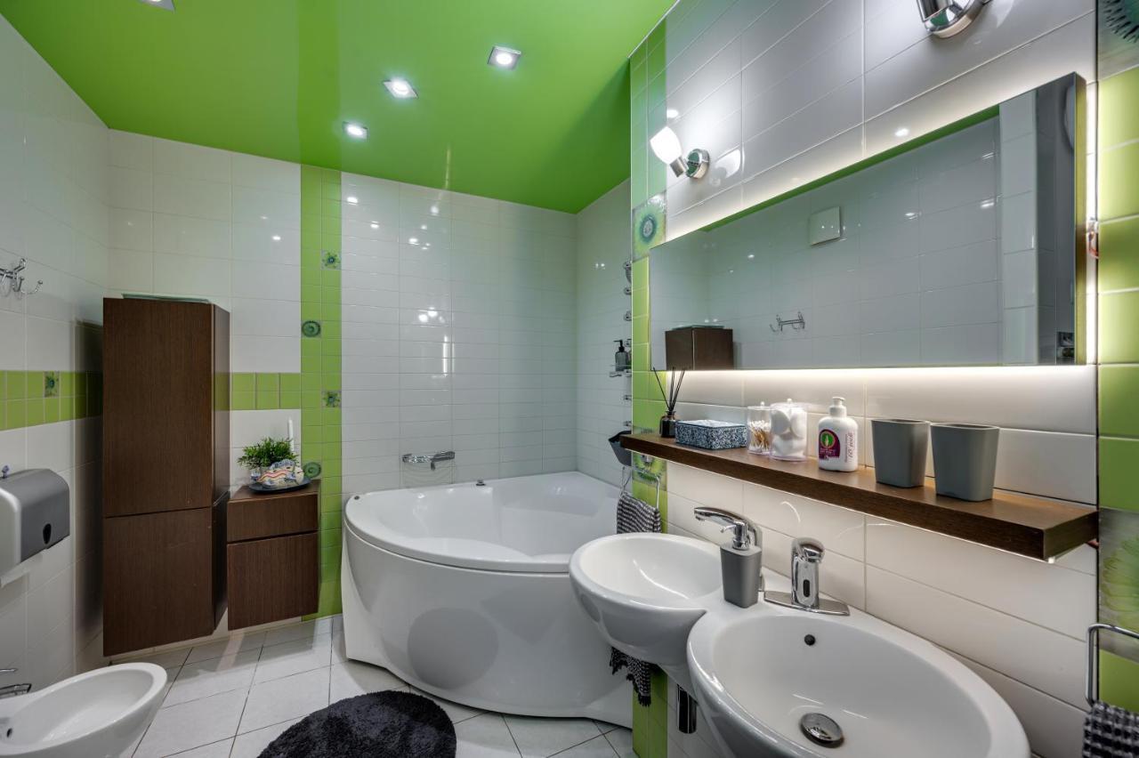 Vip Квартира, Атмосферні Boutique - Apartments Zaporizhia Exterior photo